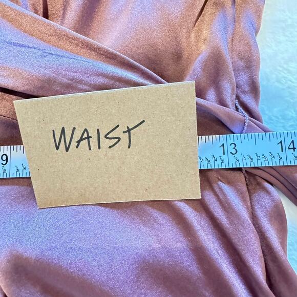 BCBG Max Azria Brown Silk Top Size S 🛸 short sleeve with wrap detail - Picture 5 of 10